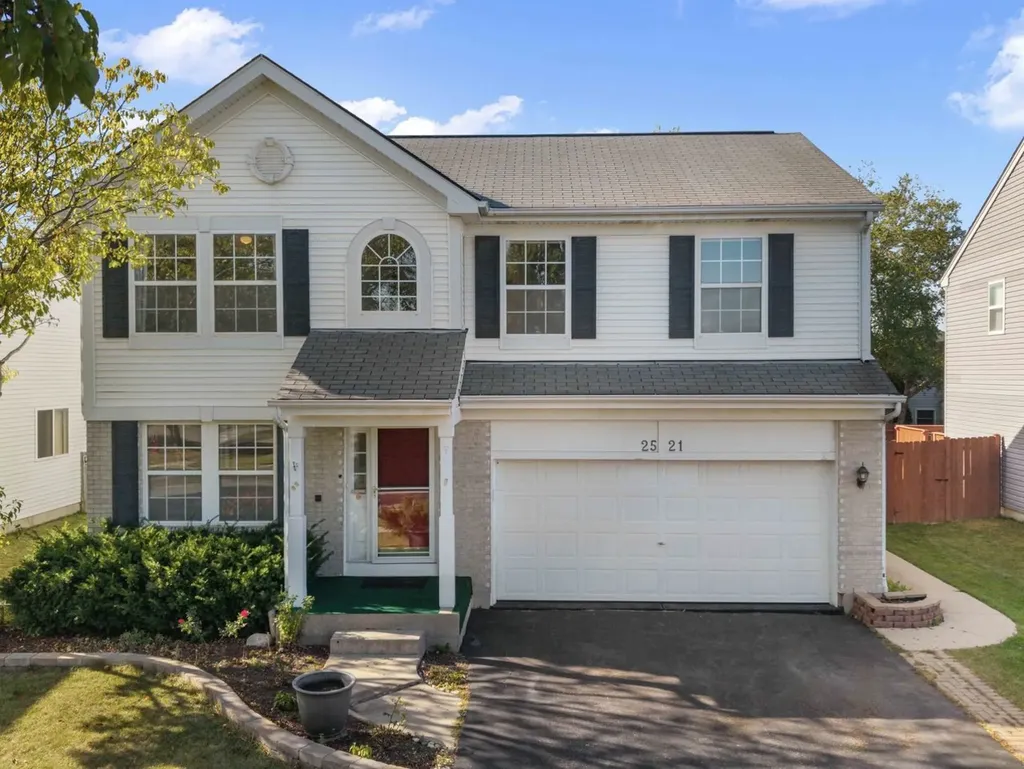 2521 Waterford Lane Lake In The Hills IL 60156