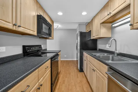 6340 Americana Drive Willowbrook IL 60527