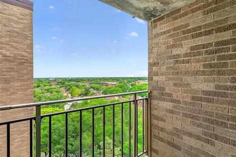 6340 Americana Drive Willowbrook IL 60527