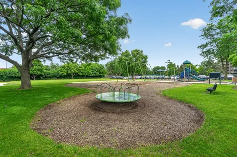 6340 Americana Drive Willowbrook IL 60527