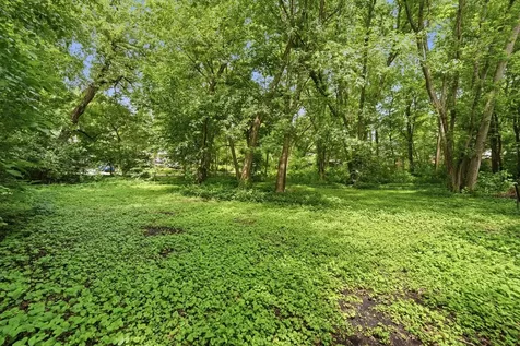 24011 North Valley Road Lake Zurich IL 60047