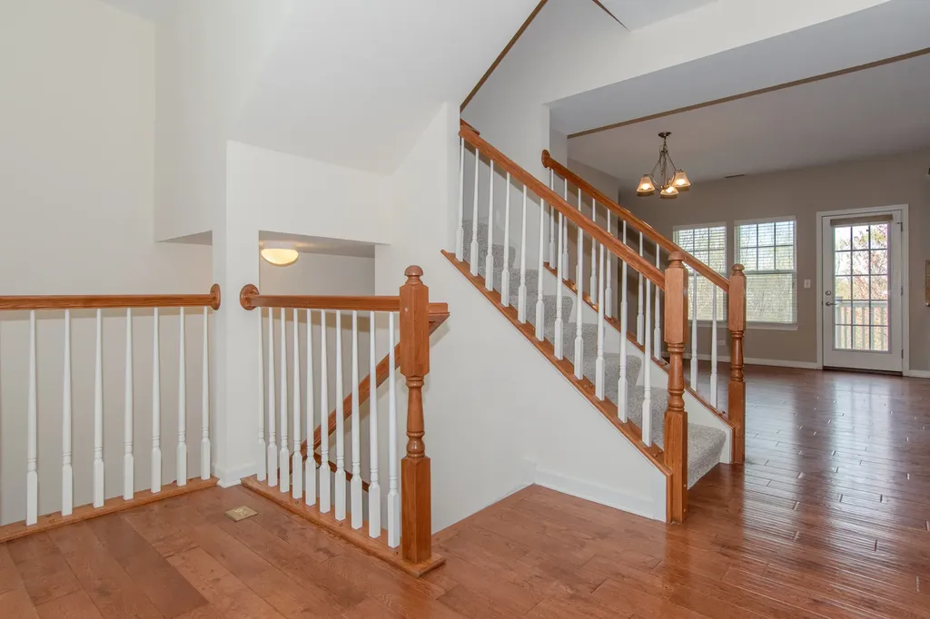 216 North Commerce Street Aurora IL 60504