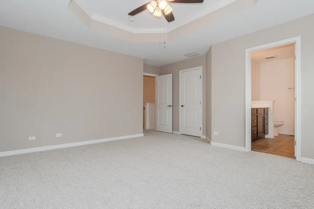 216 North Commerce Street Aurora IL 60504