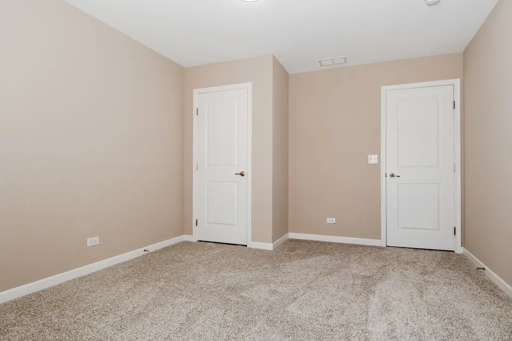 216 North Commerce Street Aurora IL 60504