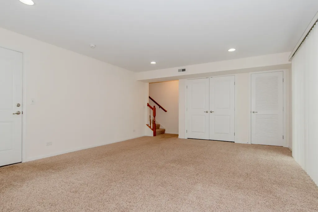 216 North Commerce Street Aurora IL 60504