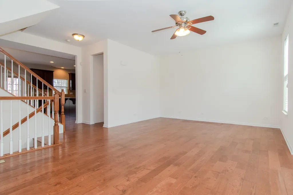 216 North Commerce Street Aurora IL 60504