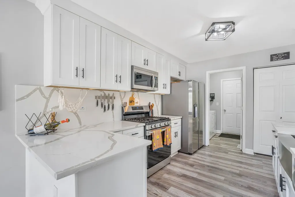 10499 Fleetwood Street Huntley IL 60142
