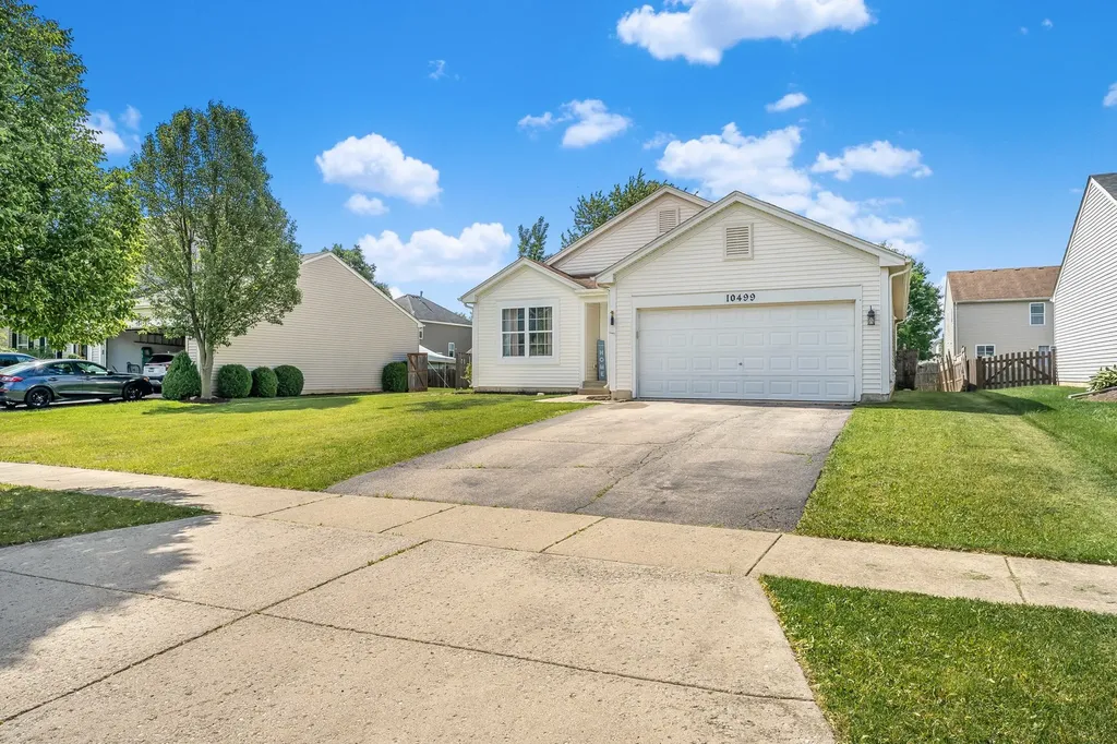 10499 Fleetwood Street Huntley IL 60142