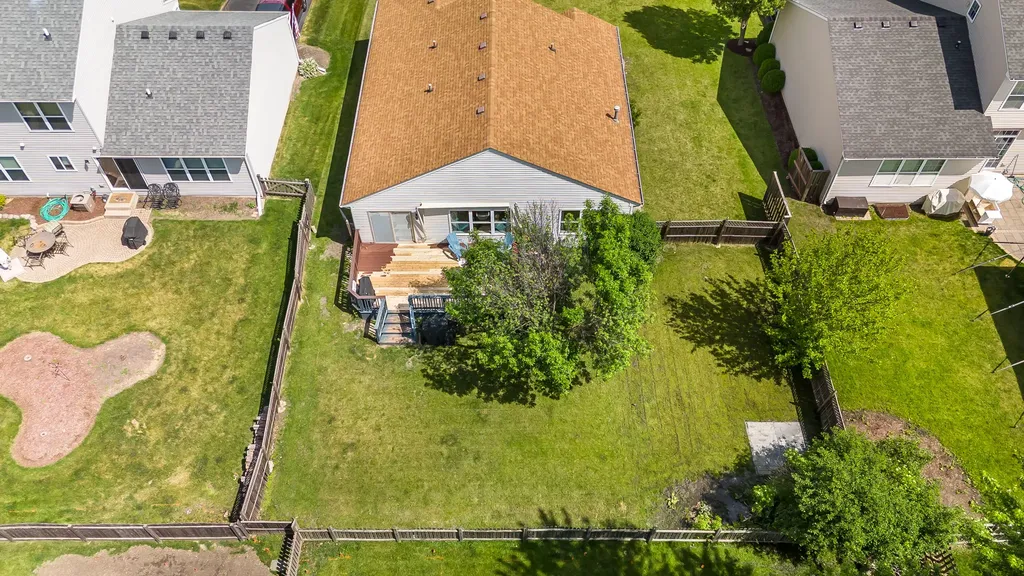 10499 Fleetwood Street Huntley IL 60142