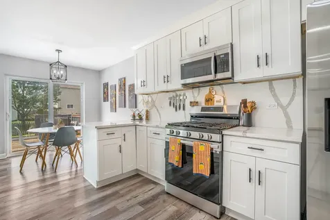 10499 Fleetwood Street Huntley IL 60142