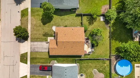 10499 Fleetwood Street Huntley IL 60142