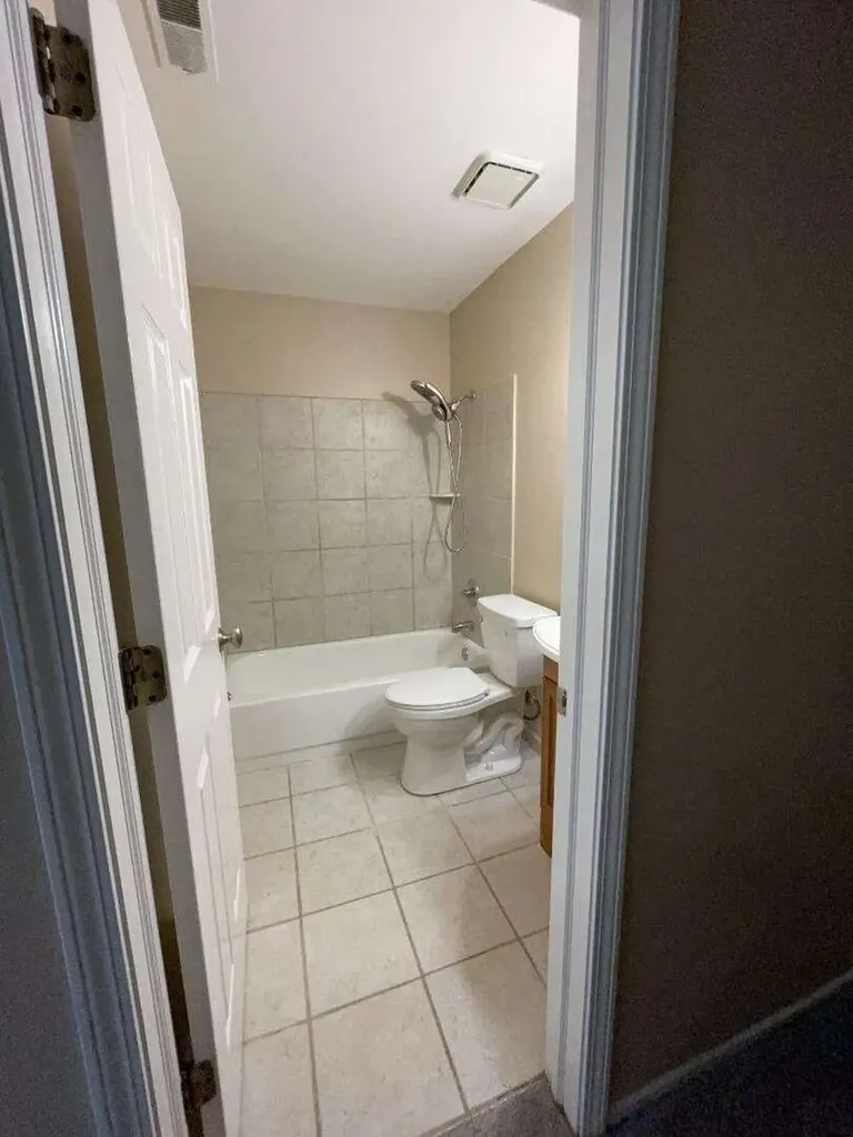 199 Dublin Court Schaumburg IL 60194