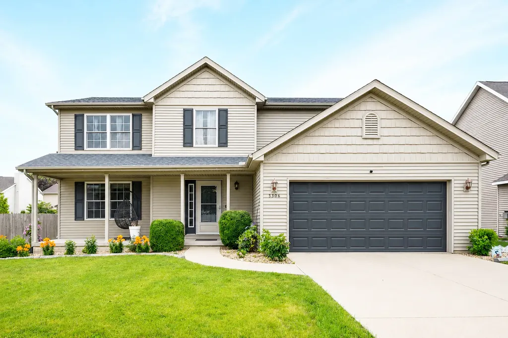3306 Crossgate Drive Bloomington IL 61704