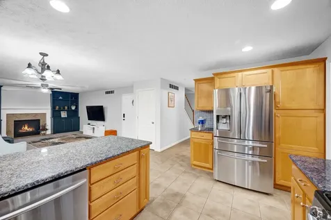 3306 Crossgate Drive Bloomington IL 61704