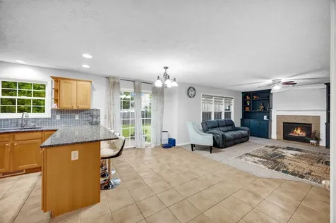 3306 Crossgate Drive Bloomington IL 61704