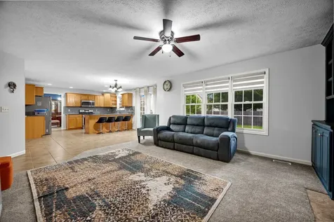 3306 Crossgate Drive Bloomington IL 61704
