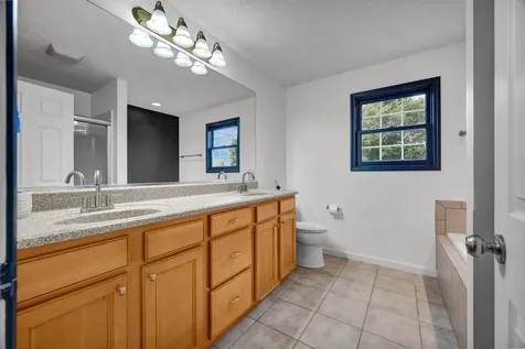 3306 Crossgate Drive Bloomington IL 61704