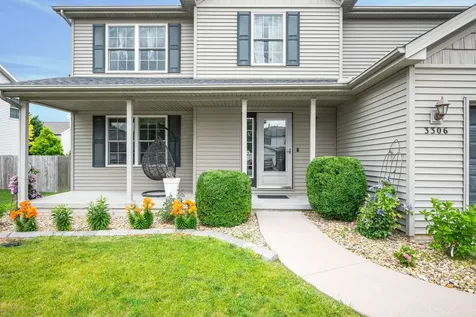 3306 Crossgate Drive Bloomington IL 61704