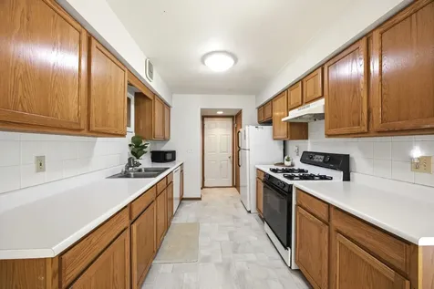 615 Silver Creek Road Woodstock IL 60098
