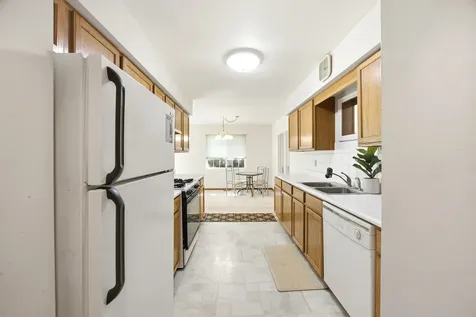 615 Silver Creek Road Woodstock IL 60098