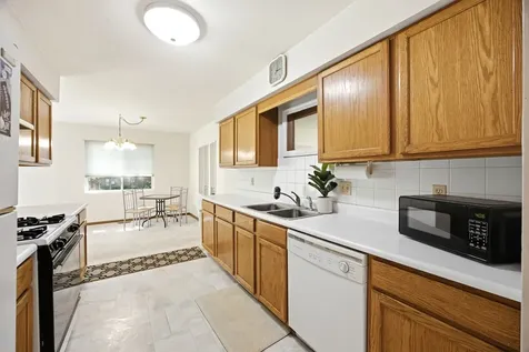 615 Silver Creek Road Woodstock IL 60098