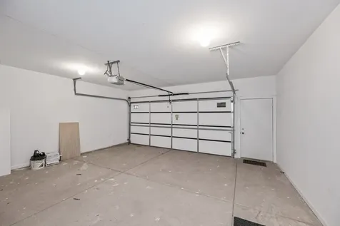 712 East 41 Street Chicago IL 60653