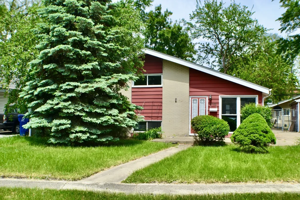 710 West Ridge Road Villa Park IL 60181