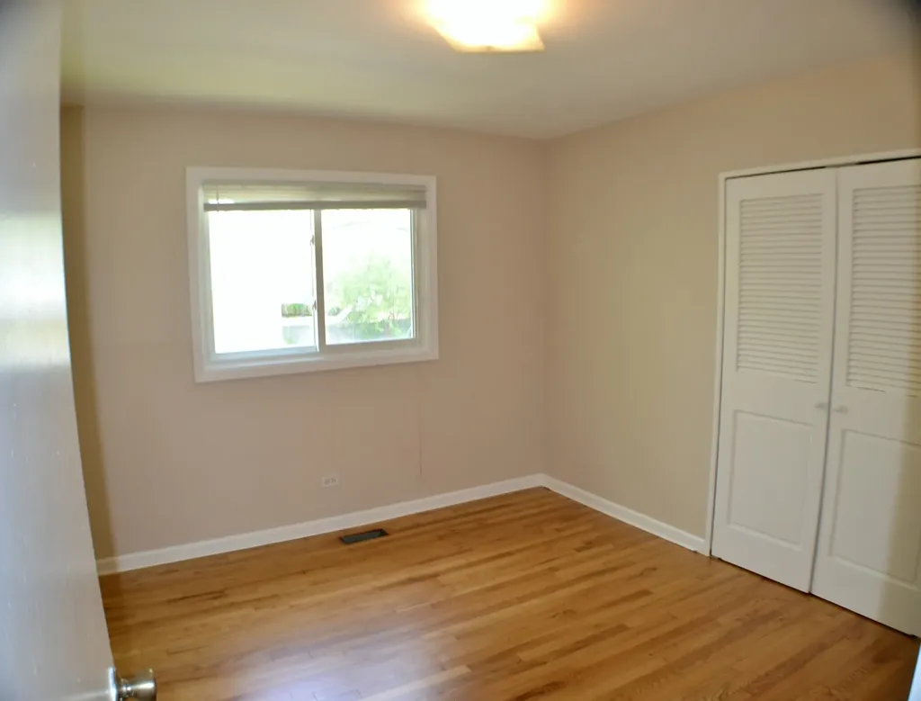 710 West Ridge Road Villa Park IL 60181