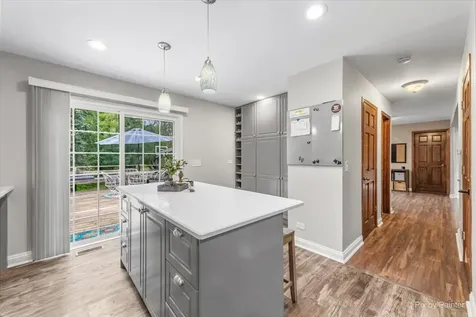 39W030 Poplar Lane St. Charles IL 60175