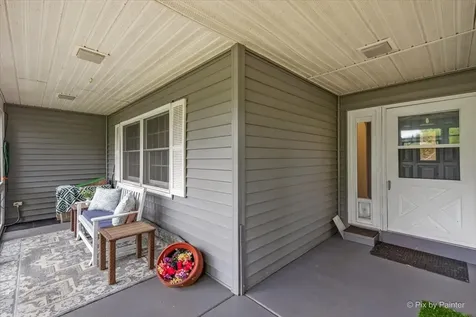 39W030 Poplar Lane St. Charles IL 60175