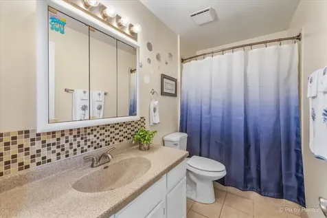 39W030 Poplar Lane St. Charles IL 60175