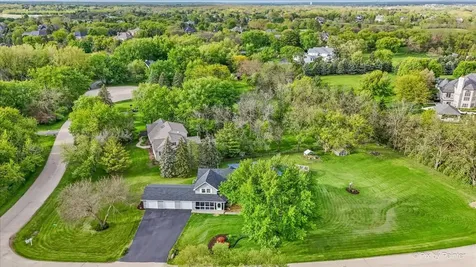 39W030 Poplar Lane St. Charles IL 60175