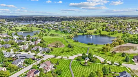 39W030 Poplar Lane St. Charles IL 60175