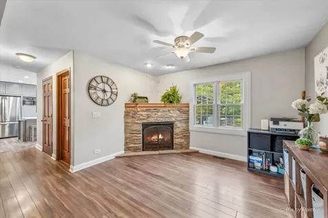 39W030 Poplar Lane St. Charles IL 60175