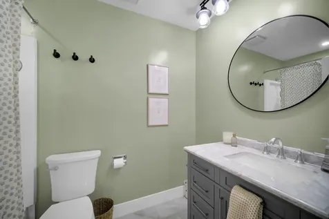 1651 Dover Court Wheaton IL 60189