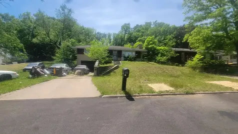 3707 Oak Grove Avenue Rockford IL 61108