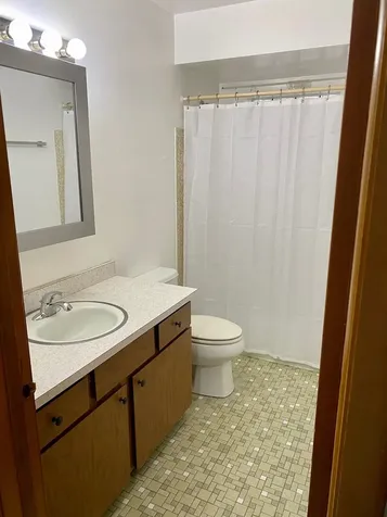17760 Rosewood Drive Lansing IL 60438