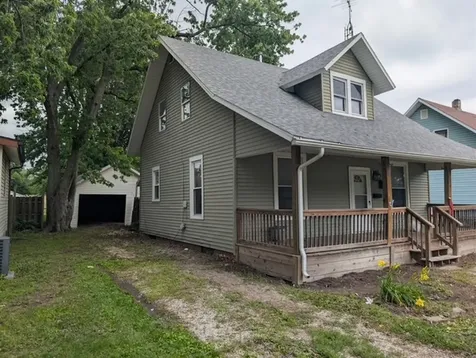 2608 Shelby Avenue Mattoon IL 61938