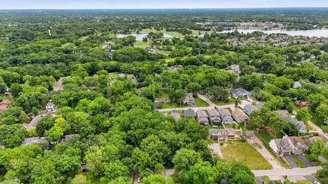 24005 North Valley Road Lake Zurich IL 60047