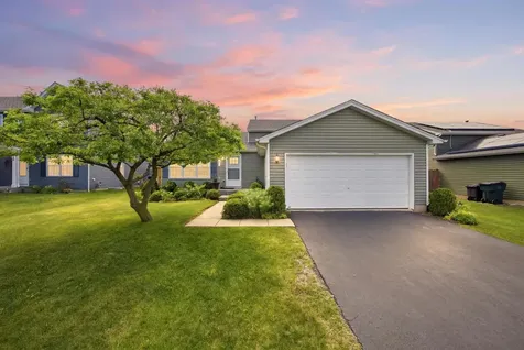 2438 Lotus Drive Round Lake Heights IL 60073