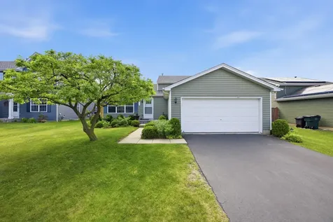 2438 Lotus Drive Round Lake Heights IL 60073