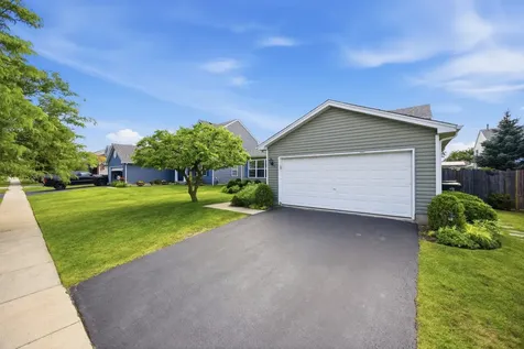 2438 Lotus Drive Round Lake Heights IL 60073