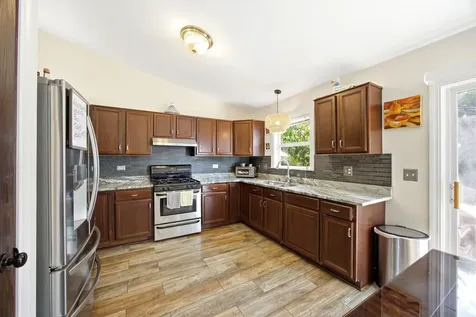 2438 Lotus Drive Round Lake Heights IL 60073