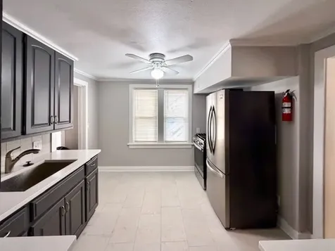 609 1ST Street Libertyville IL 60048