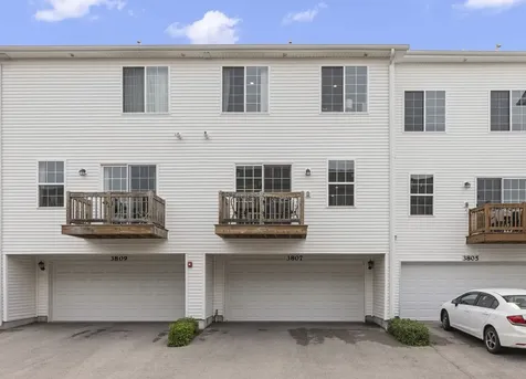3807 Bissel Drive Yorkville IL 60560