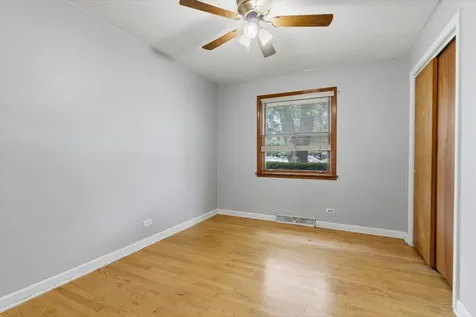 6231 Linden Lane La Grange Highlands IL 60525