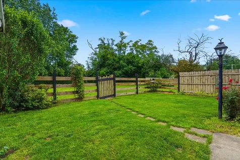 6231 Linden Lane La Grange Highlands IL 60525