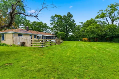 6231 Linden Lane La Grange Highlands IL 60525