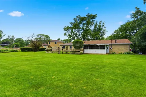 6231 Linden Lane La Grange Highlands IL 60525