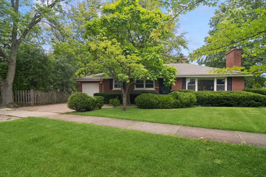 639 Melody Lane Highland Park IL 60035